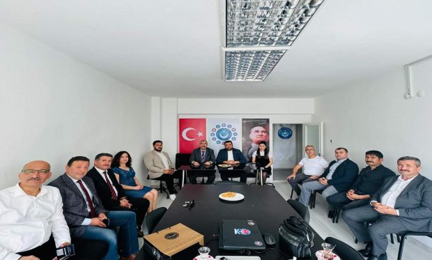 IL BAŞKANIMIZ AYDOĞAN'DAN KAMU SEN'E ZİYARET