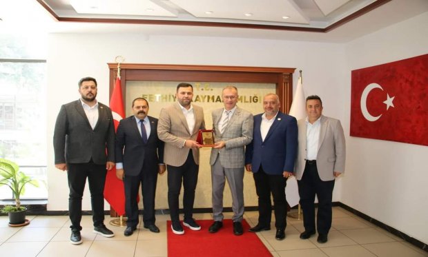 İL BAŞKANIMIZ VE FETHİYE İLÇE BAŞKANIMIZDAN FETHİYE KAYMAKAM'İNA ZİYARET