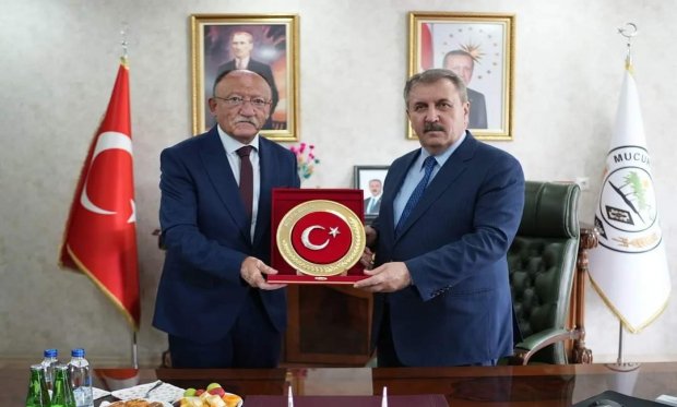 GENEL BAŞKANIMIZDAN KIRŞEHIR MUCUR BELEDIYE BAŞKANINA ZİYARET